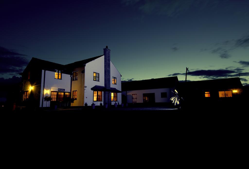 Blackthorn Farm Holyhead Exterior foto